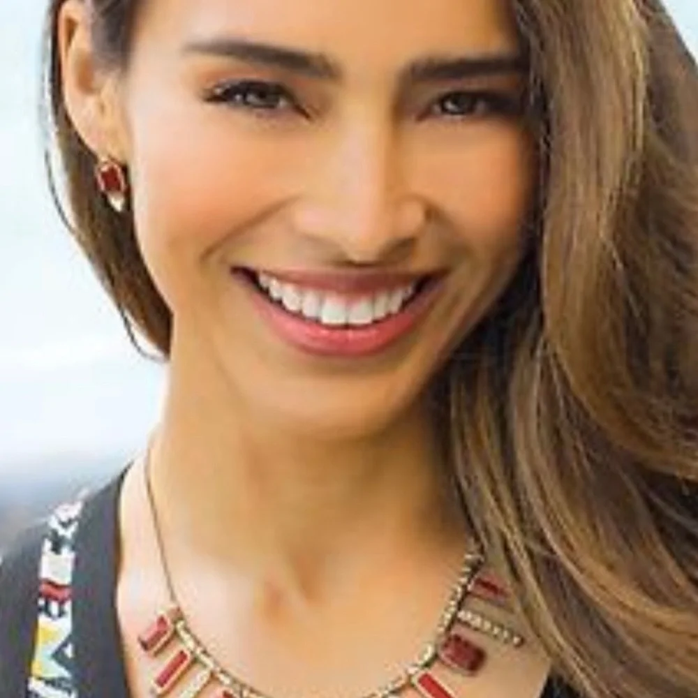 SILPADA Mirage Red Stone Swarovski Crystal Earrings Jewelry - Picture 3 of 3